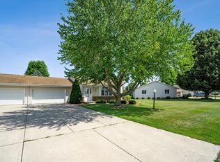 4019 Dorchester Dr, Janesville, WI 53546