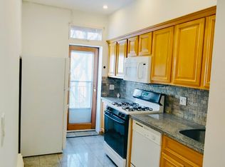 260 4th Ave #3, Brooklyn, NY 11215