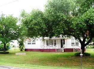 212 W Shadowwood St, Mabank, TX 75156
