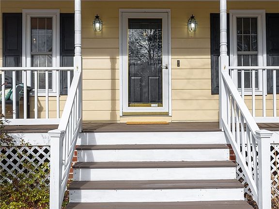 3rd image of 10311 Aynhoe Ct