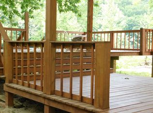 Riverland Ln, Hardy, AR 72542