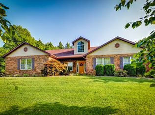 2125 Llewellyn Rd, Belleville, IL 62223