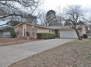 1906 Beverly Hills St, Norman, OK 73072