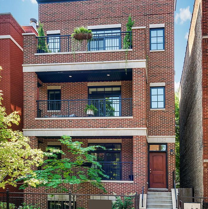 1st image of 1125 W Altgeld St #3