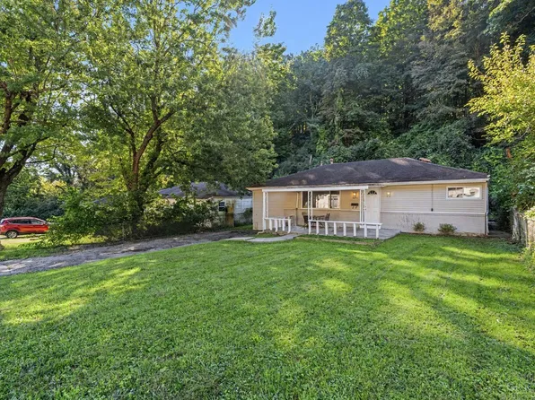 4033 Delhi Rd, Cincinnati, OH 45204