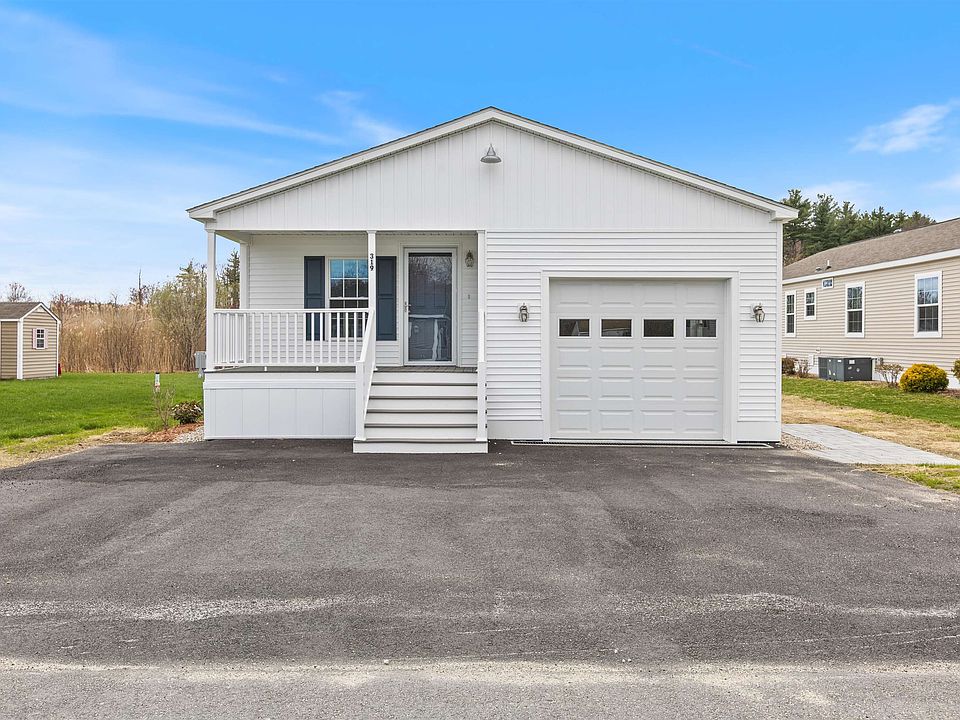 1st image of 319 Salmon Avenue