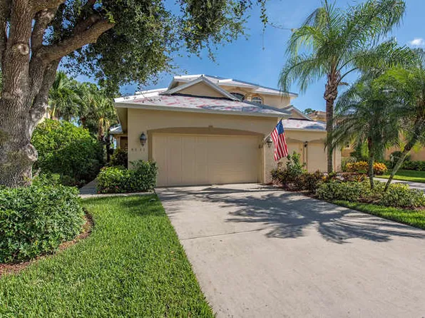 8531 Chase Preserve Dr, Naples, FL 34113