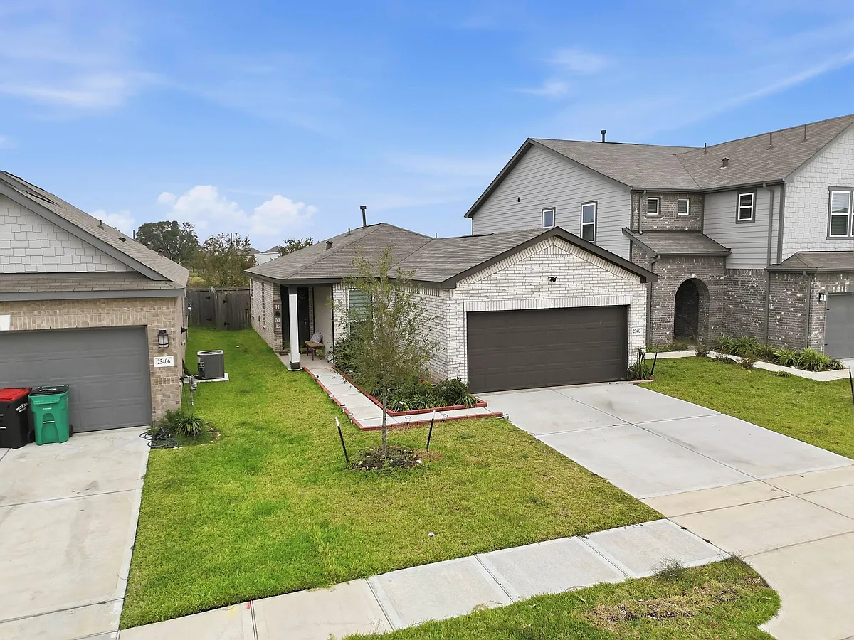 Building Photo - 25402 Trinity Oakley Ct