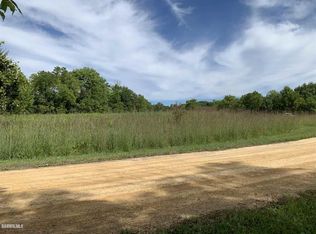 9652 S Lost Horizon Rd, Hanover, IL 61041