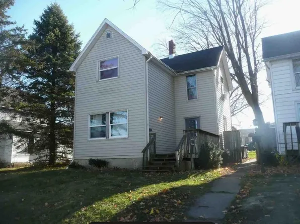 315-317 W Douglas, Freeport, IL 61032