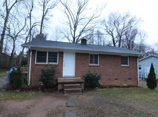 304 Beach St, High Point, NC 27260