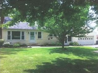 419 Willow Dr NE, Warren, OH