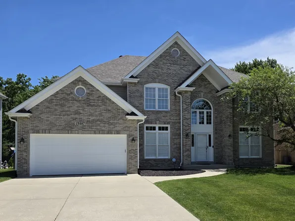1N487 Seminole Ln, Winfield, IL 60190