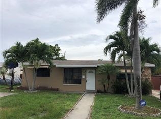 7371 Cleveland St, Hollywood, FL 33024