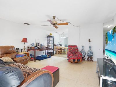 6261 SW 8th St, North Lauderdale, FL, 33068