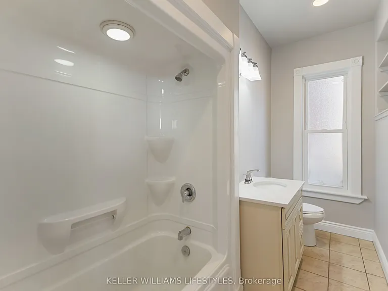 79 Beaconsfield Ave #1 — Photo 12