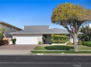 17262 Wild Rose Ln, Huntington Beach, CA 92649