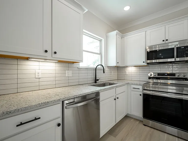 347 Kellys Ferry Pl — Photo 8