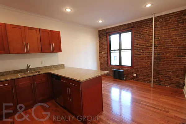 Rented by E and G Realty Group | media 18
