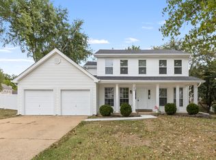 245 Westridge Parc Ln, Ballwin, MO 63021