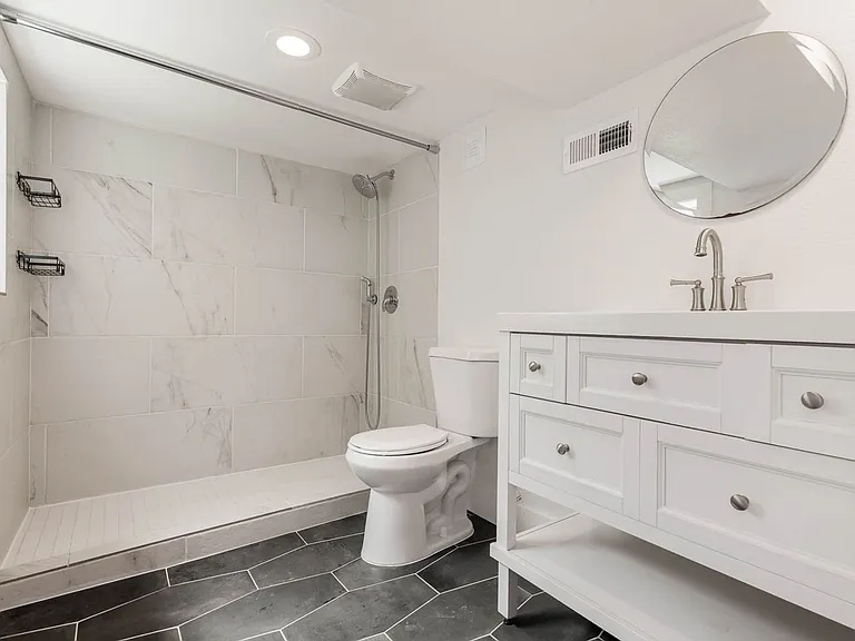 4143 SW Kenyon St — Photo 24