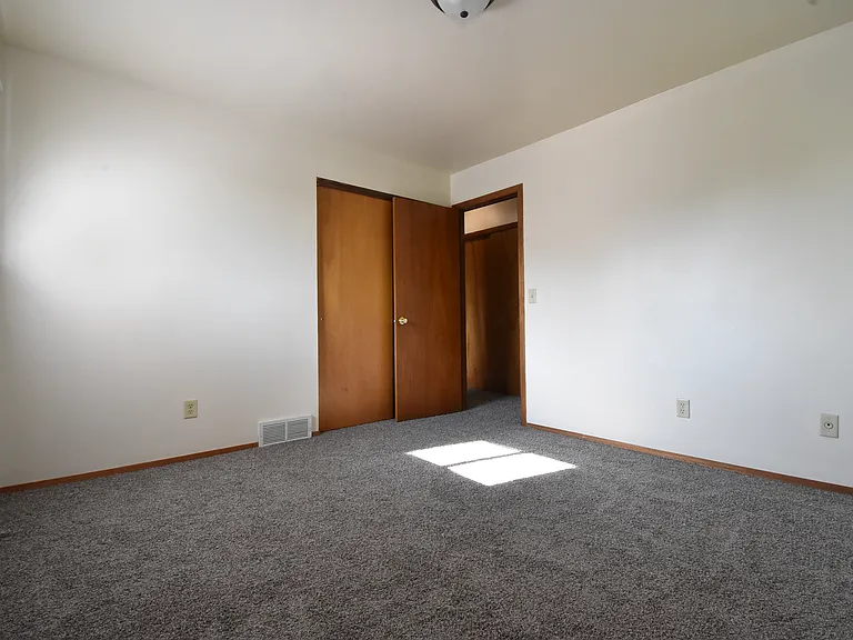 9306 Florence Dr — Photo 10