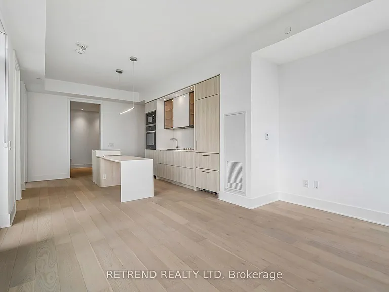 11 Yorkville Ave #5709 — Photo 14