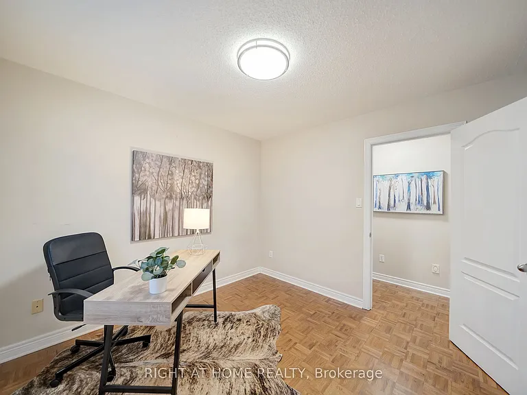 1030 Lonsdale Ln — Photo 20