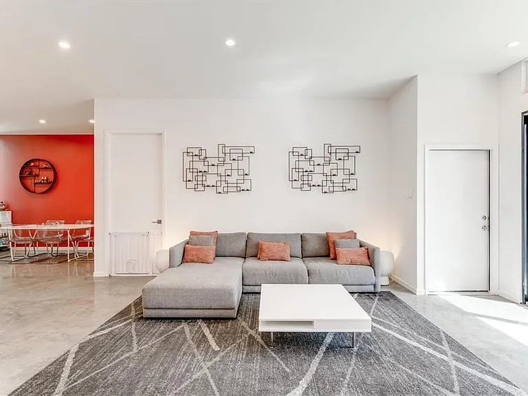 1401 Alegria Rd #B — Photo 6