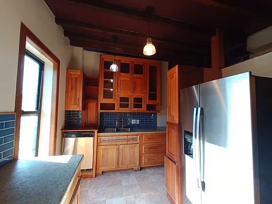 Rented by City Vista Inc | media 47