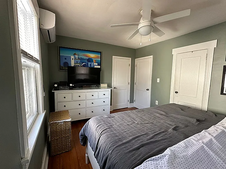 1253 Beaumont Ave — Photo 12