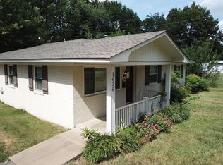 1639 Davis St, Conway, AR 72032