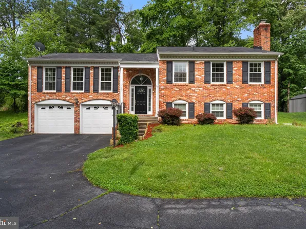 3367 Flint Hill Pl, Woodbridge, VA 22192