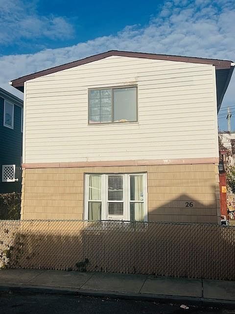 1st image of 26 Aster Ct