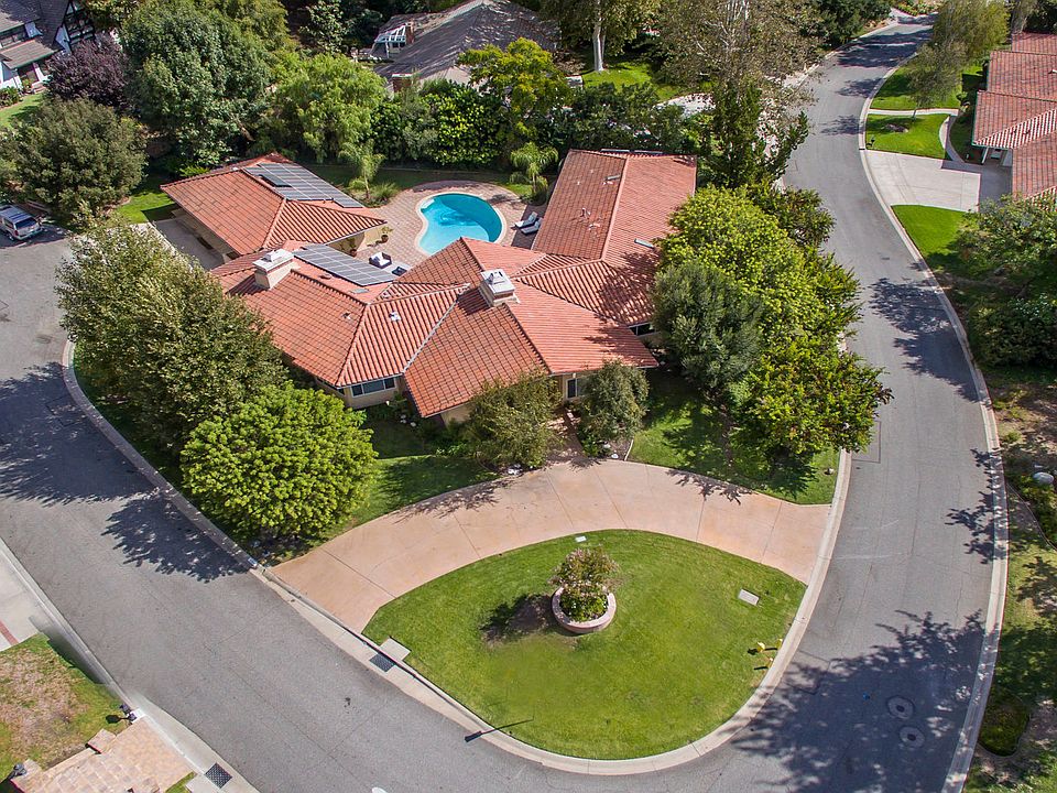1st image of 1100 Foxglove Ct