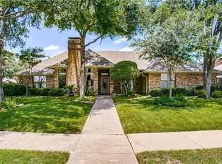 21 Victoria Dr, Rowlett, TX 75088