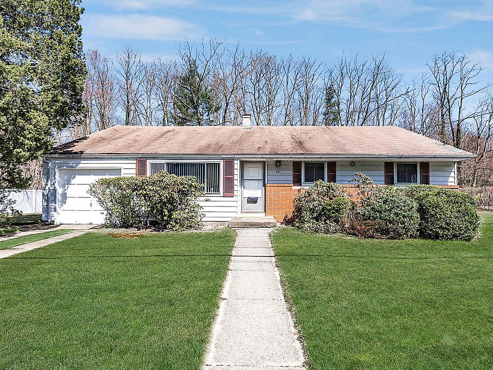 1st image of 26 Meadowfield Ln