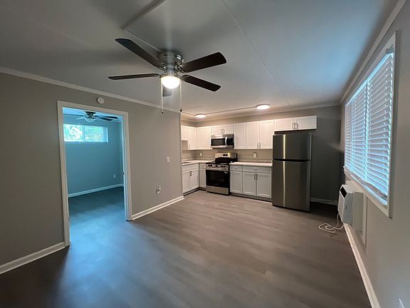 2nd image of 2525 Merry Oaks Dr #14