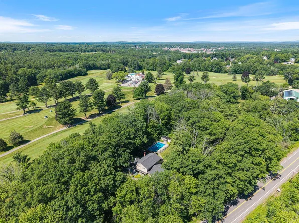 189 Gulf Road, Dover, NH 03820