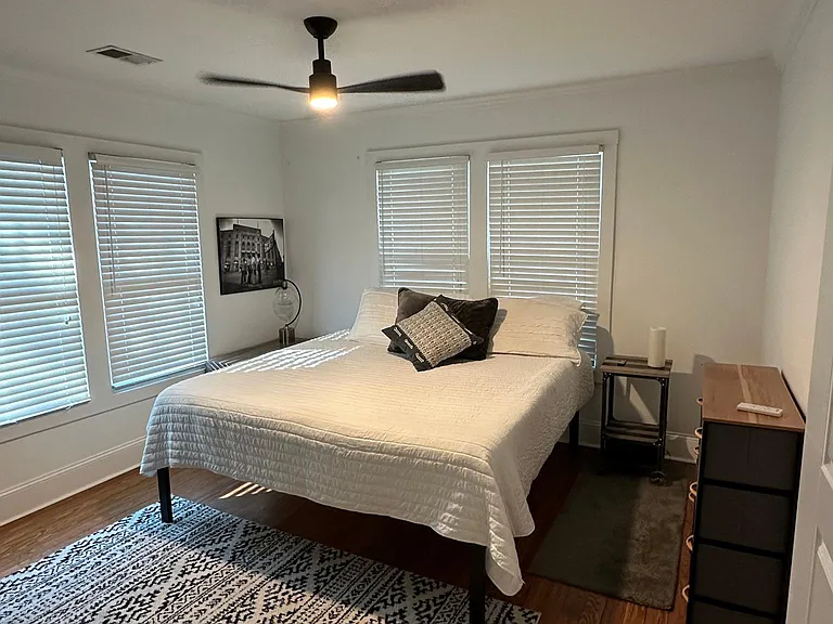 1010 Ashley Ave — Photo 13