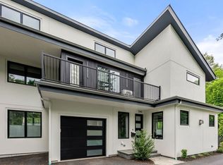 1242 Beacon St #1242, Waban, MA 02468