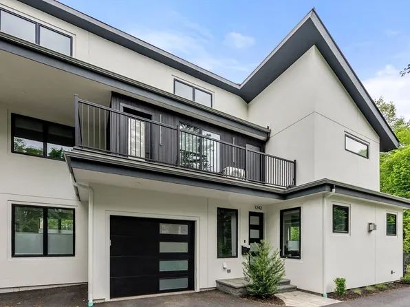 1242-1244 Beacon St, Waban, MA 02468