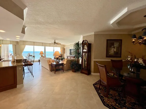 3000 N Highway A1a #8b, Hutchinson Island, FL 34949