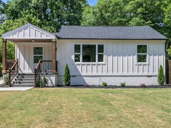 14 Pleasant Ridge Ave, Greenville, SC 29605