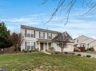 2213 Community Dr, Waldorf, MD