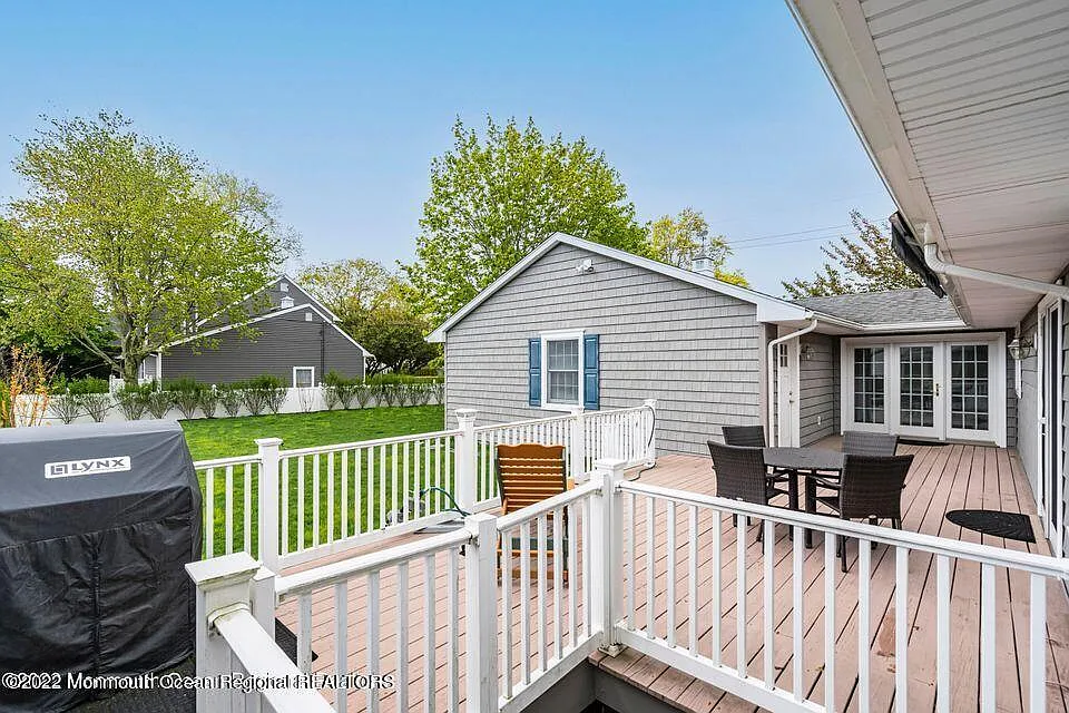 3 bed, 2.5 bath, 2111 sqft, $4,600 — Photo 4
