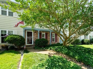 935 Seabreeze Ct, Chesapeake, VA 23320
