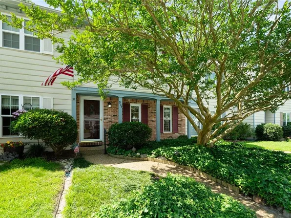 935 Seabreeze Ct, Chesapeake, VA 23320