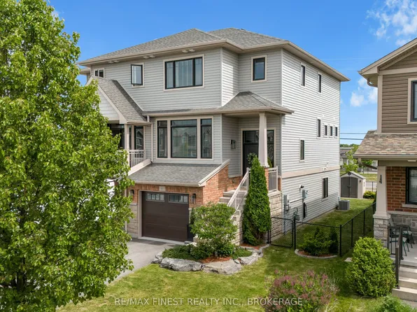102 Dr Richard James Cres, Loyalist, ON K7N 0B9