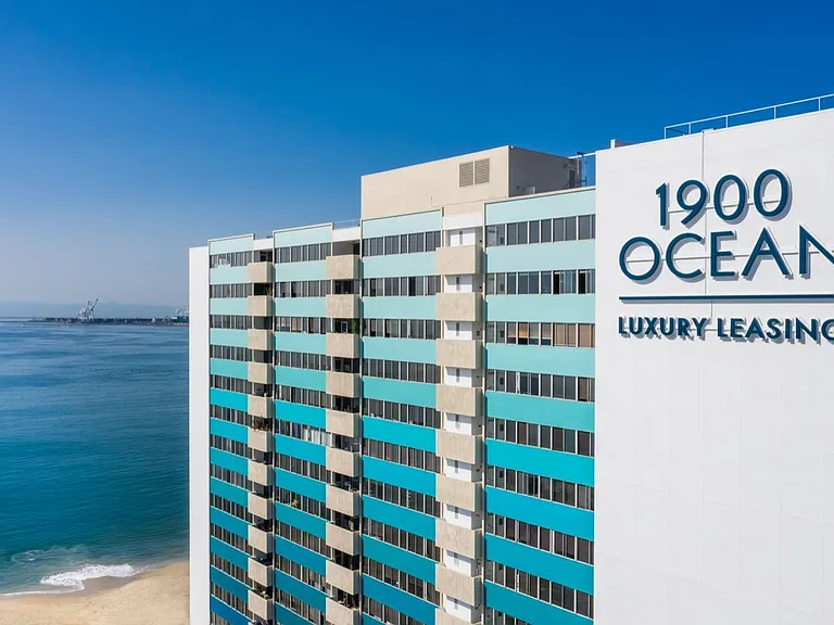 1900 Ocean Beach Club — Photo 50